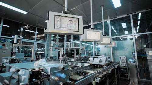 全球首座多聯(lián)機(jī)中央空調(diào) 燈塔工廠 可為制造業(yè)數(shù)智化變革帶來(lái)哪些啟示